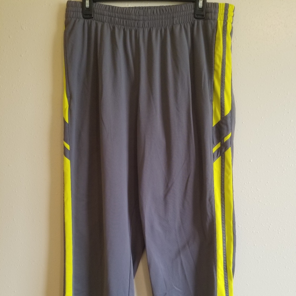 TekGear gray sweatpants with pockets